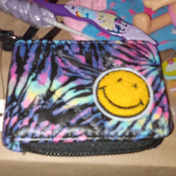 NEW GIRLS FUN BUNDLE - Picture 2 of 9